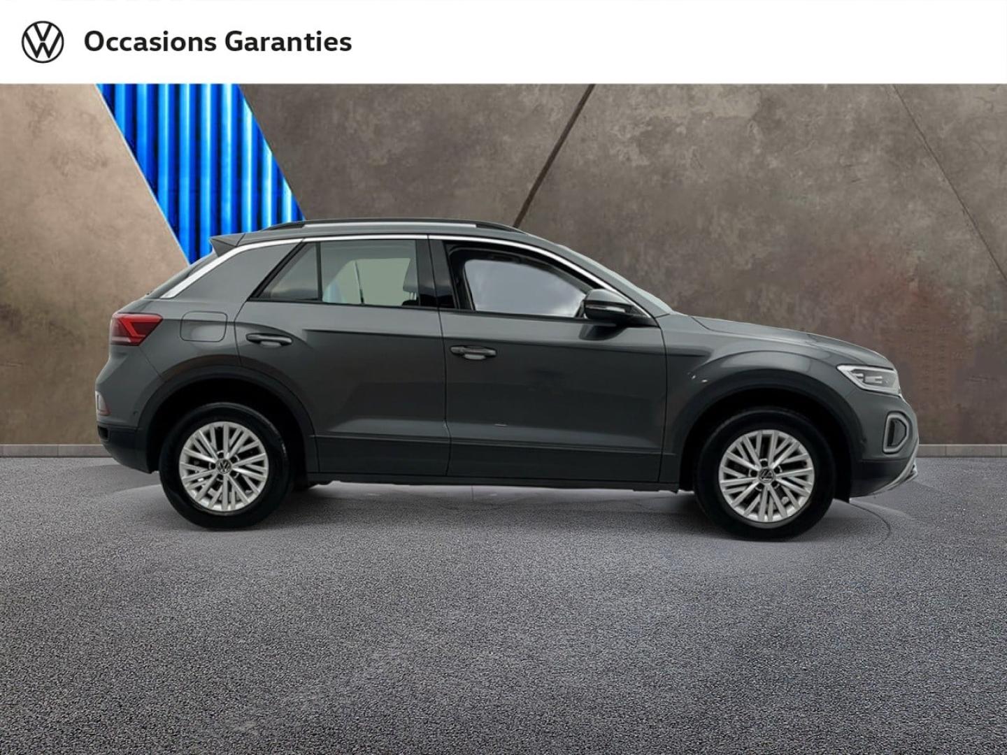 Voitures occasions VOLKSWAGEN T-ROC Life Plus Orvault