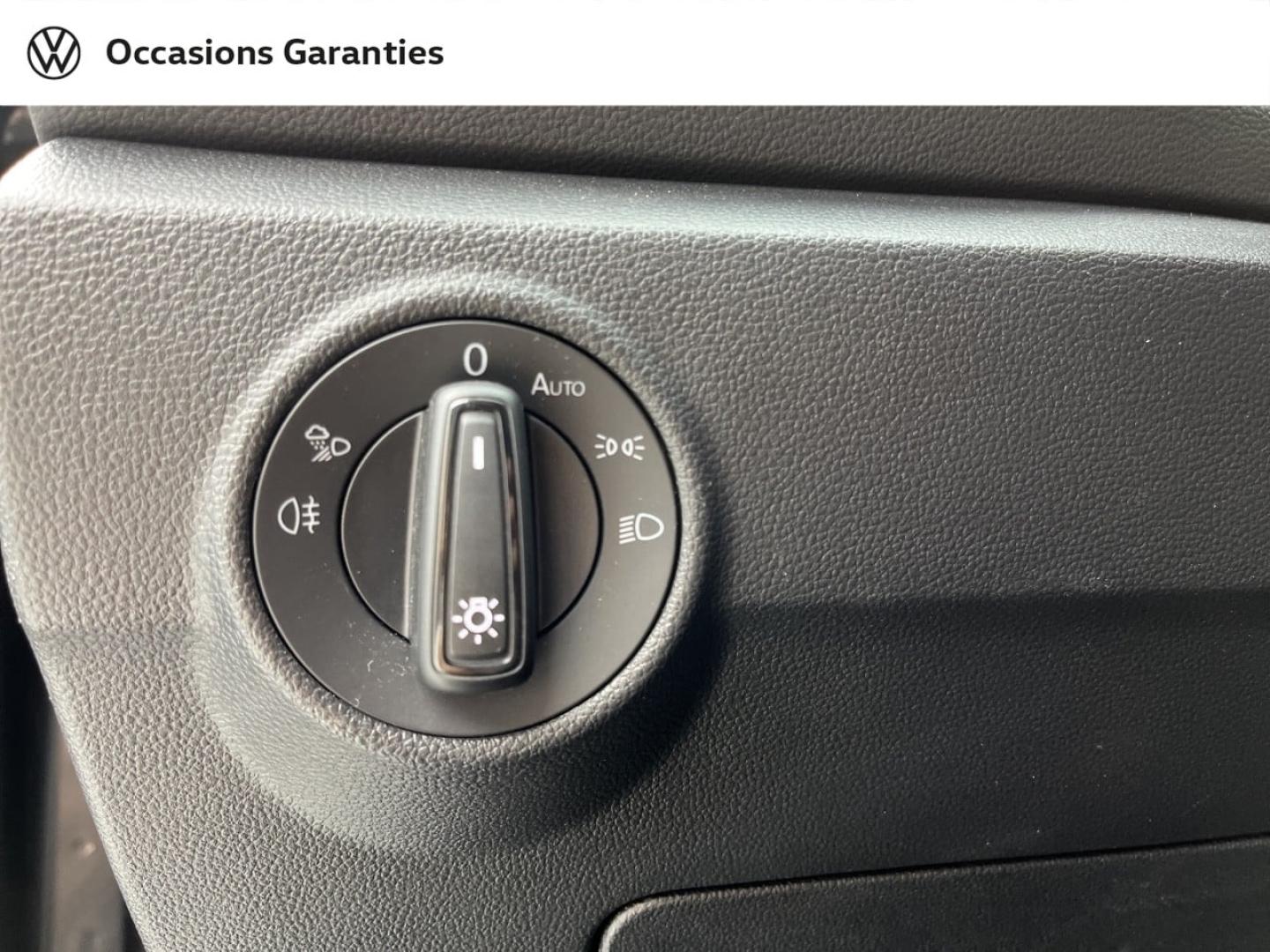 Voitures occasions VOLKSWAGEN T-ROC Life Plus Orvault