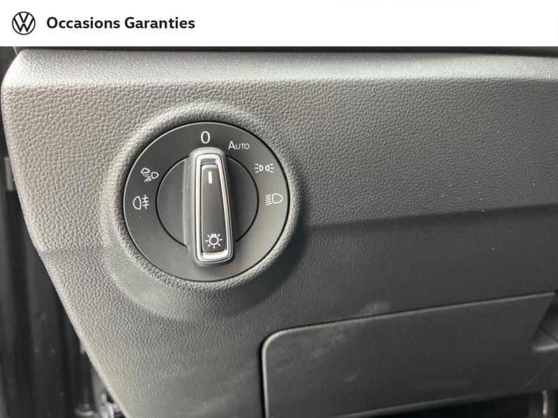 Voitures occasions VOLKSWAGEN T-ROC Style Exclusive Orvault