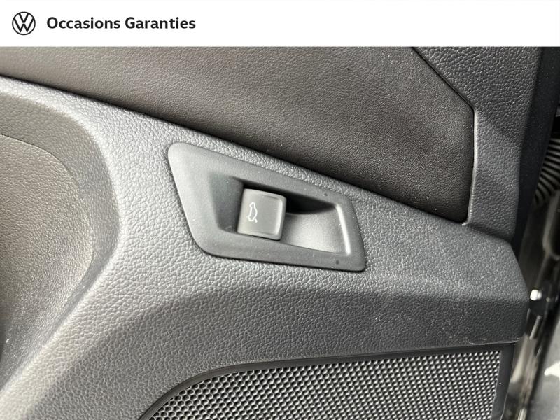 Voitures occasions VOLKSWAGEN T-ROC Style Exclusive Orvault