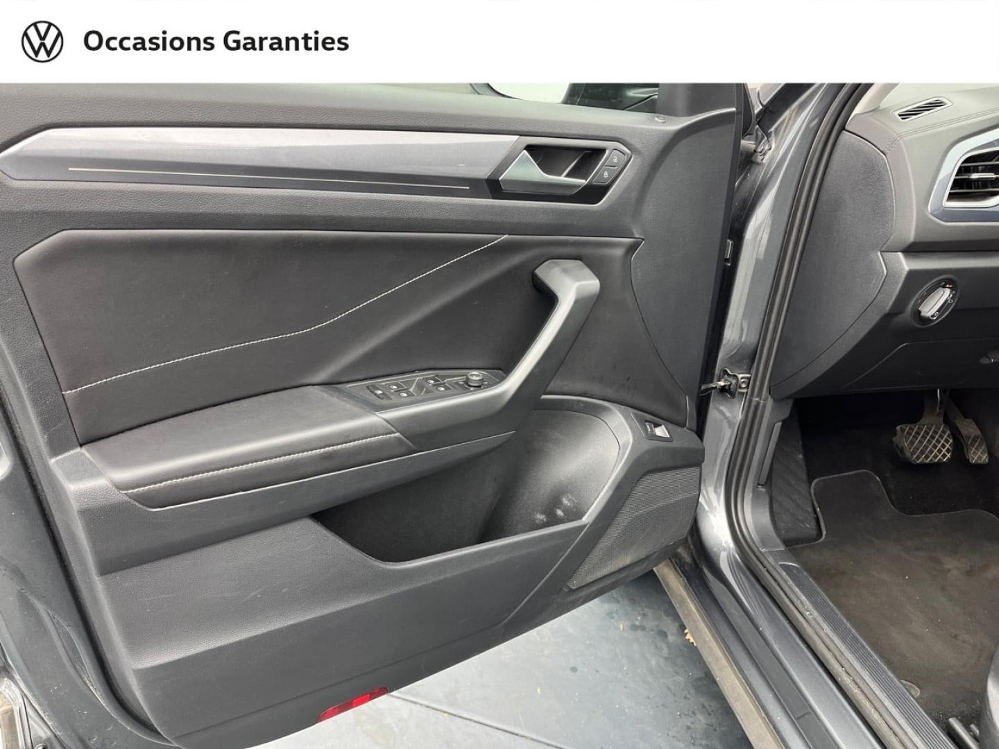 Voitures occasions VOLKSWAGEN T-ROC Style Exclusive Orvault