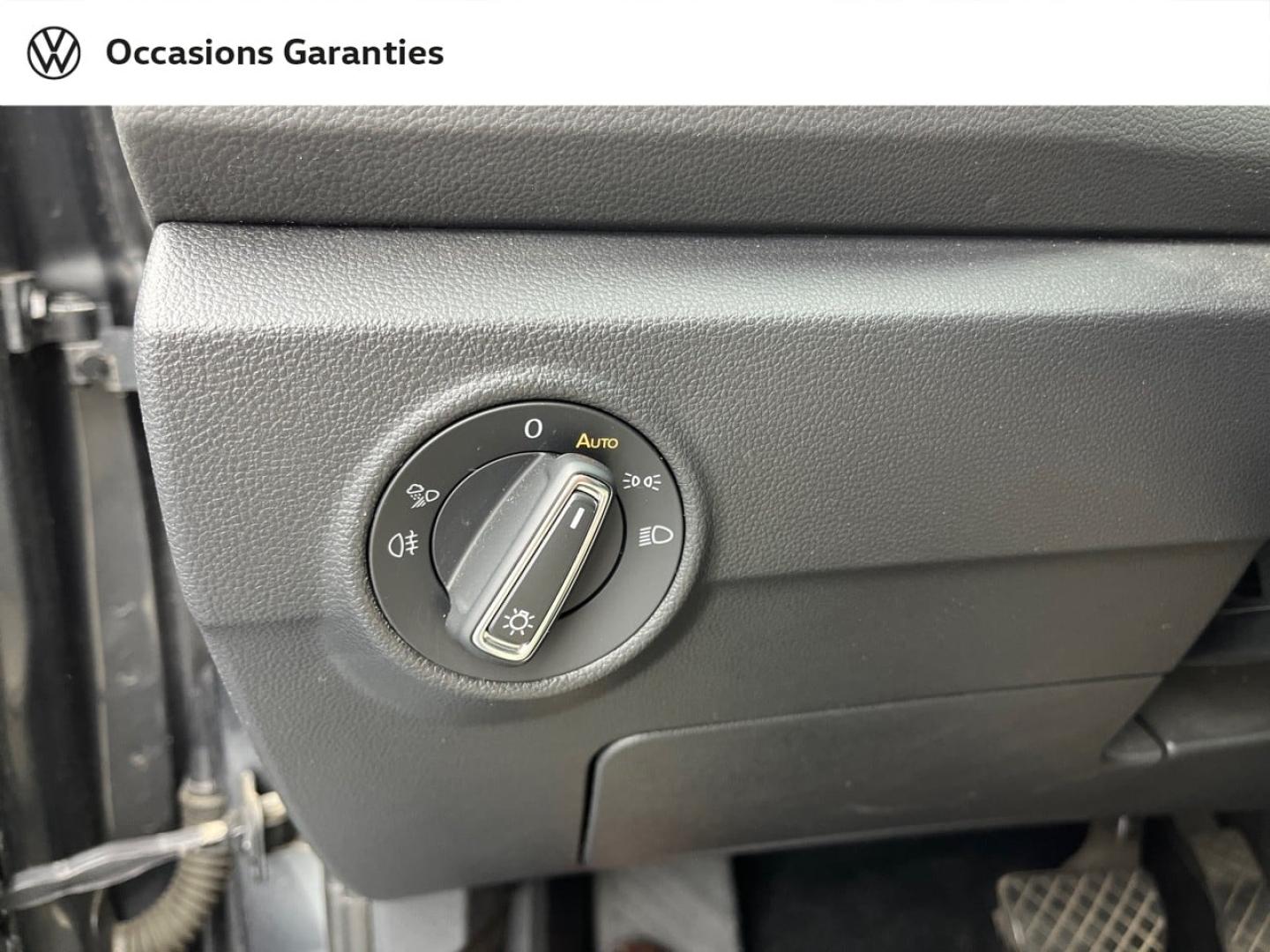 Voitures occasions VOLKSWAGEN T-ROC Style Exclusive Orvault