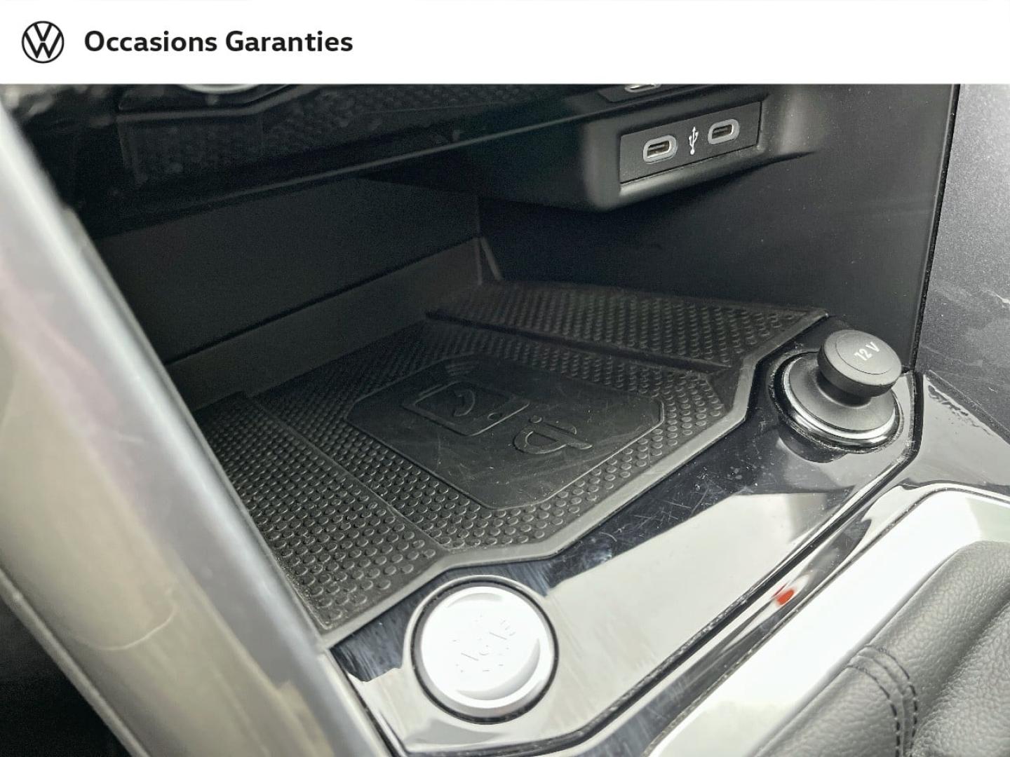 Voitures occasions VOLKSWAGEN T-ROC Style Exclusive Orvault