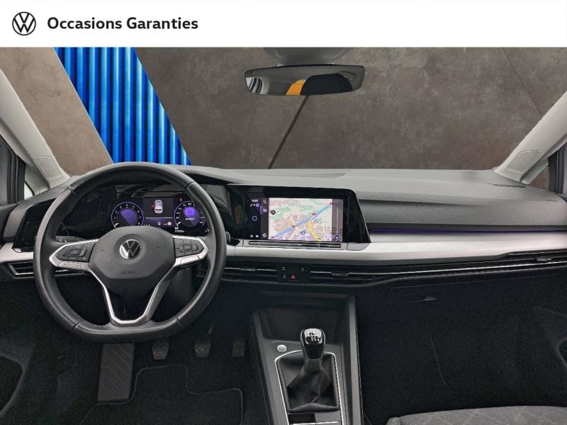 Voitures occasions VOLKSWAGEN GOLF Life 1st Orvault