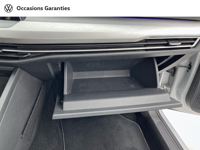 Voitures occasions VOLKSWAGEN GOLF Life 1st Orvault