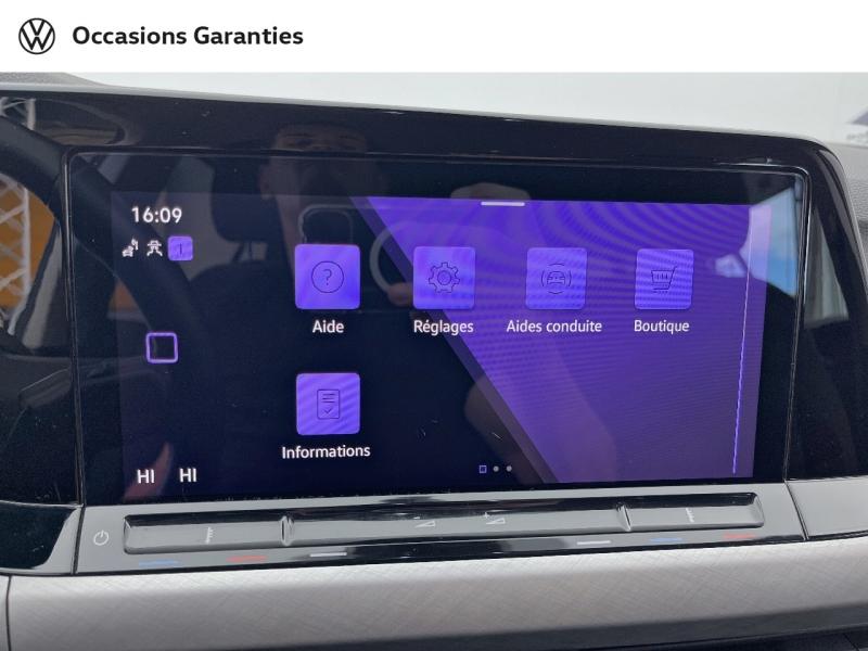 Voitures occasions VOLKSWAGEN GOLF Life 1st Orvault