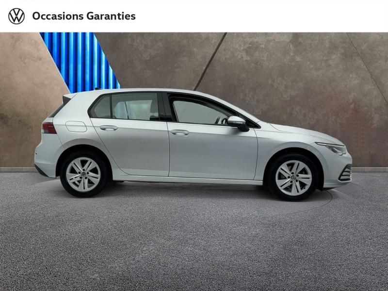 Voitures occasions VOLKSWAGEN GOLF Life 1st Orvault