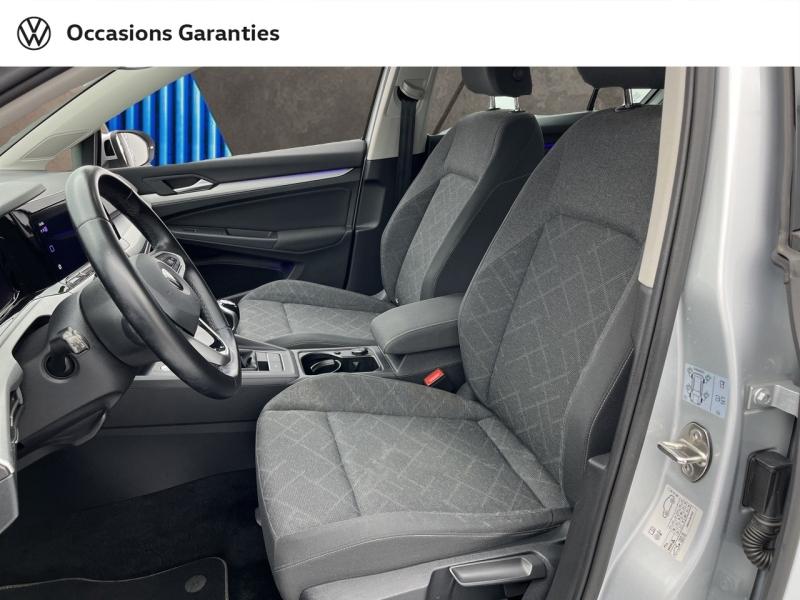 Voitures occasions VOLKSWAGEN GOLF Life 1st Orvault