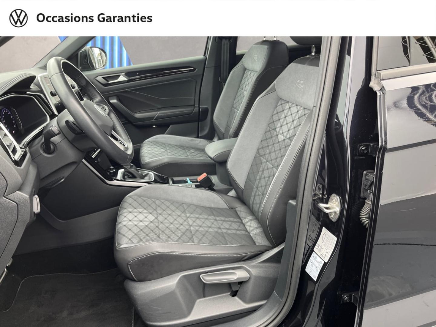 Voitures occasions VOLKSWAGEN T-ROC R-Line Orvault