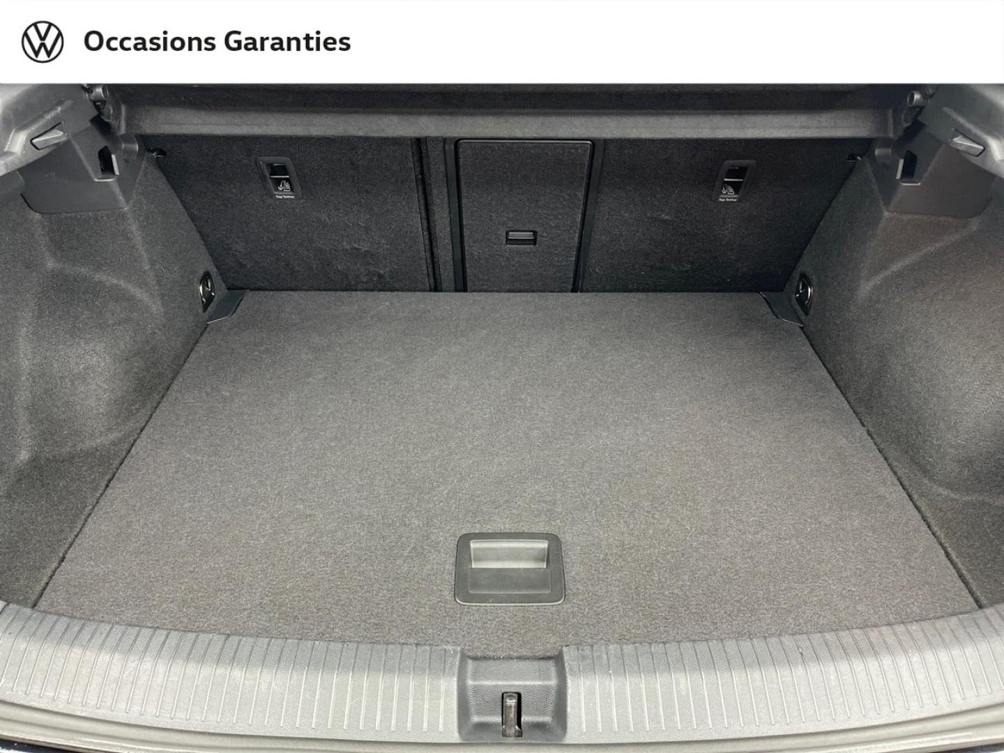 Voitures occasions VOLKSWAGEN T-ROC R-Line Orvault