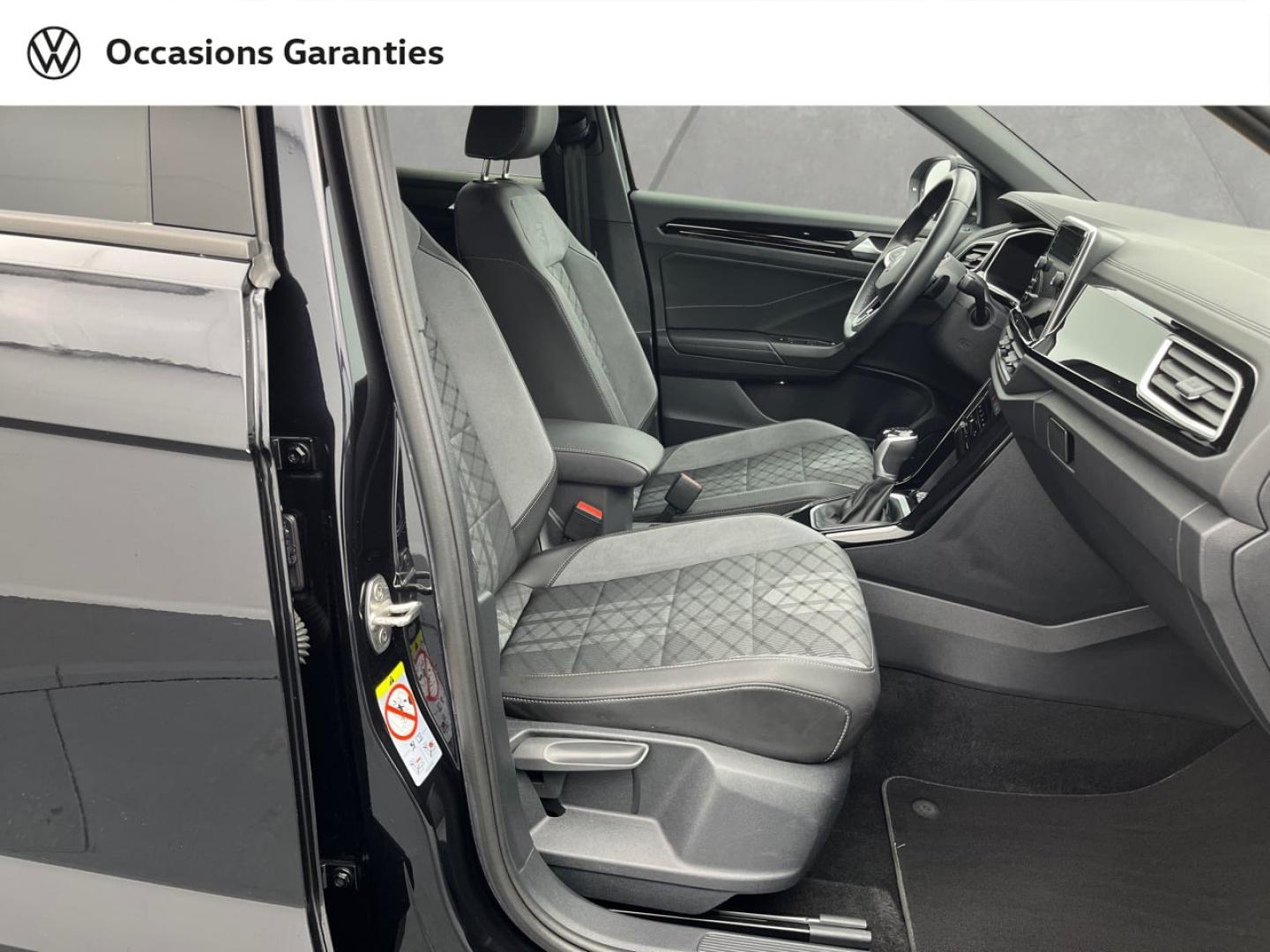 Voitures occasions VOLKSWAGEN T-ROC R-Line Orvault
