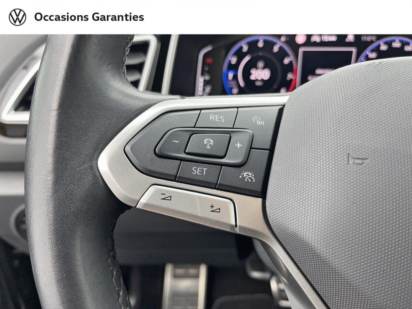 Voitures occasions VOLKSWAGEN T-ROC R-Line Orvault