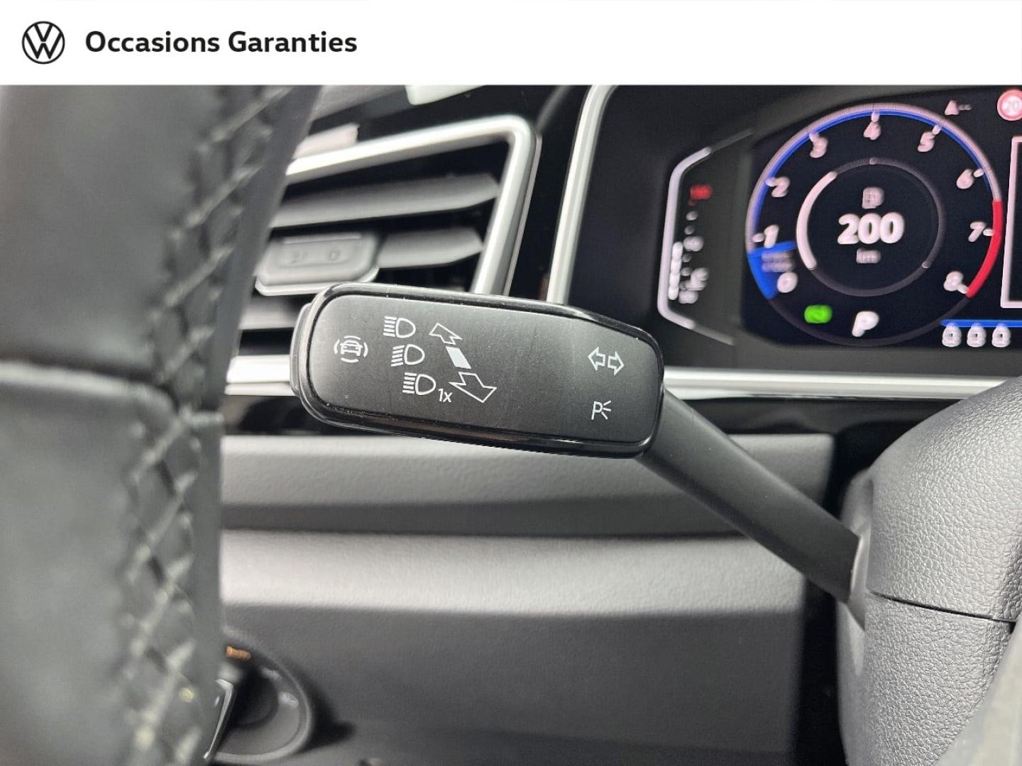 Voitures occasions VOLKSWAGEN T-ROC R-Line Orvault