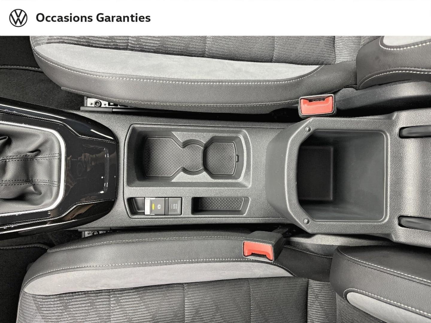 Voitures occasions VOLKSWAGEN T-ROC R-Line Orvault