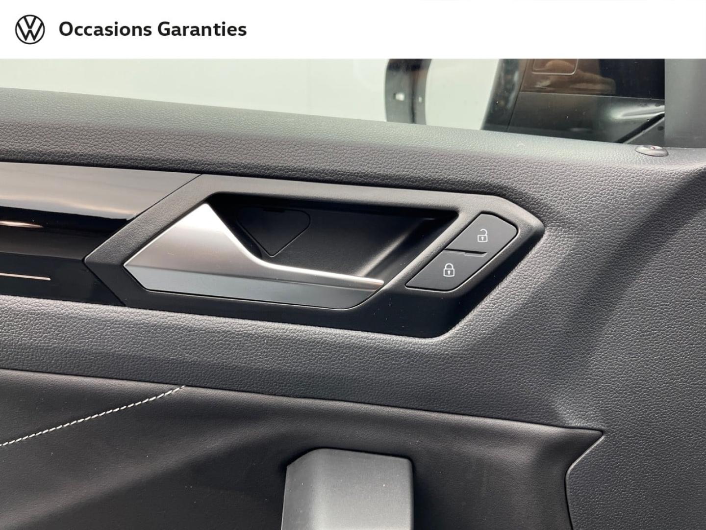 Voitures occasions VOLKSWAGEN T-ROC R-Line Orvault