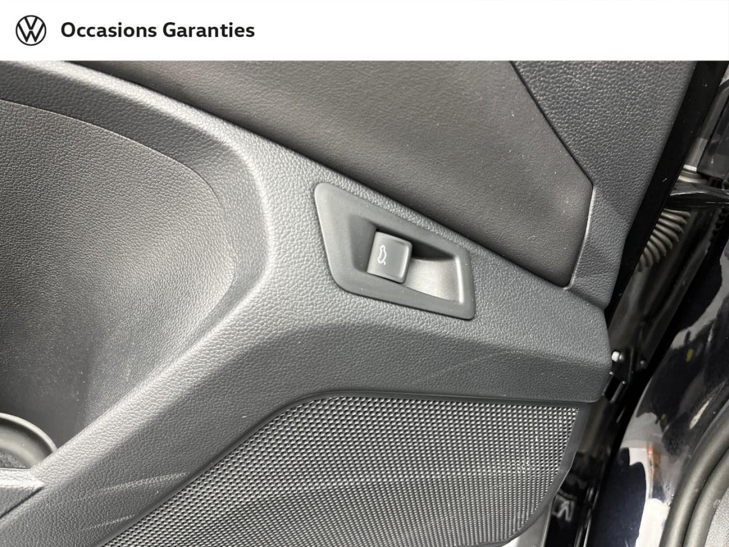 Voitures occasions VOLKSWAGEN T-ROC R-Line Orvault