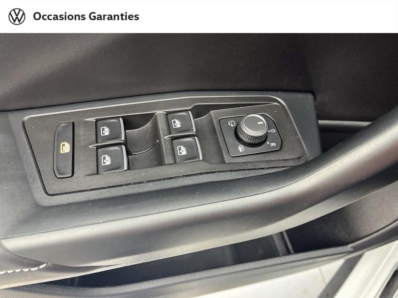 Voitures occasions VOLKSWAGEN T-ROC R-Line Orvault
