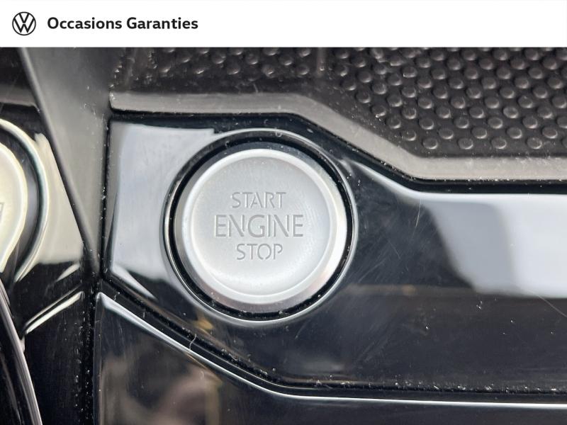 Voitures occasions VOLKSWAGEN T-ROC R-Line Orvault