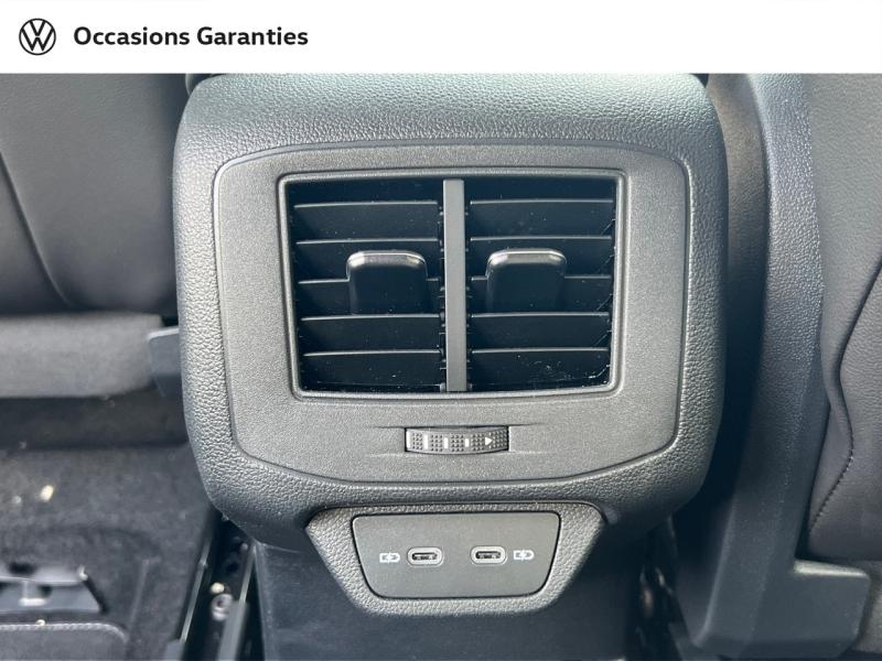 Voitures occasions VOLKSWAGEN T-ROC R-Line Orvault