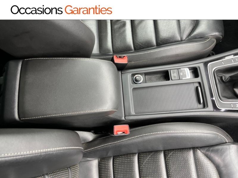 Voitures occasions VOLKSWAGEN GOLF Carat Exclusive Orvault