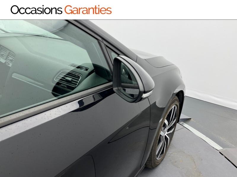 Voitures occasions VOLKSWAGEN GOLF Carat Exclusive Orvault