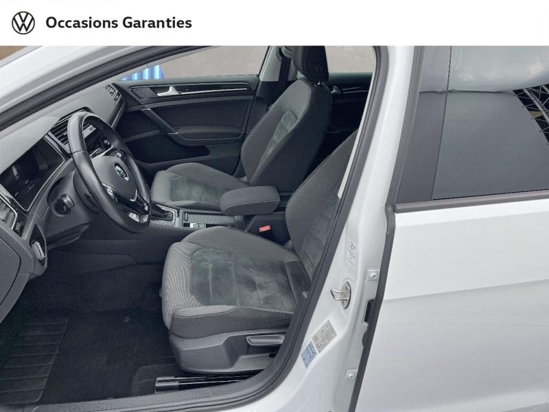 Voitures occasions VOLKSWAGEN GOLF Carat Orvault