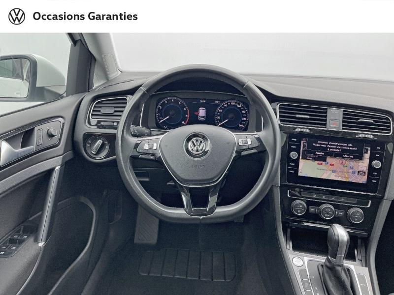Voitures occasions VOLKSWAGEN GOLF Carat Orvault