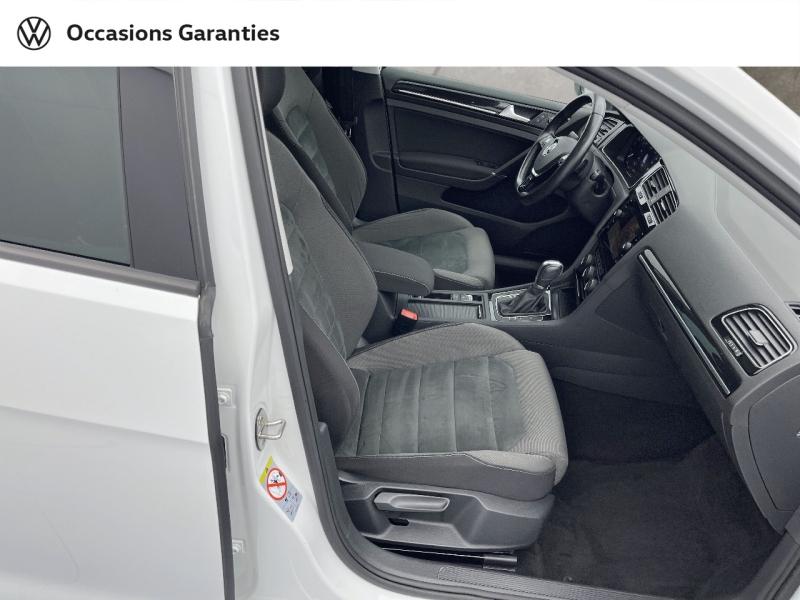 Voitures occasions VOLKSWAGEN GOLF Carat Orvault
