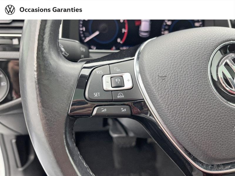 Voitures occasions VOLKSWAGEN GOLF Carat Orvault