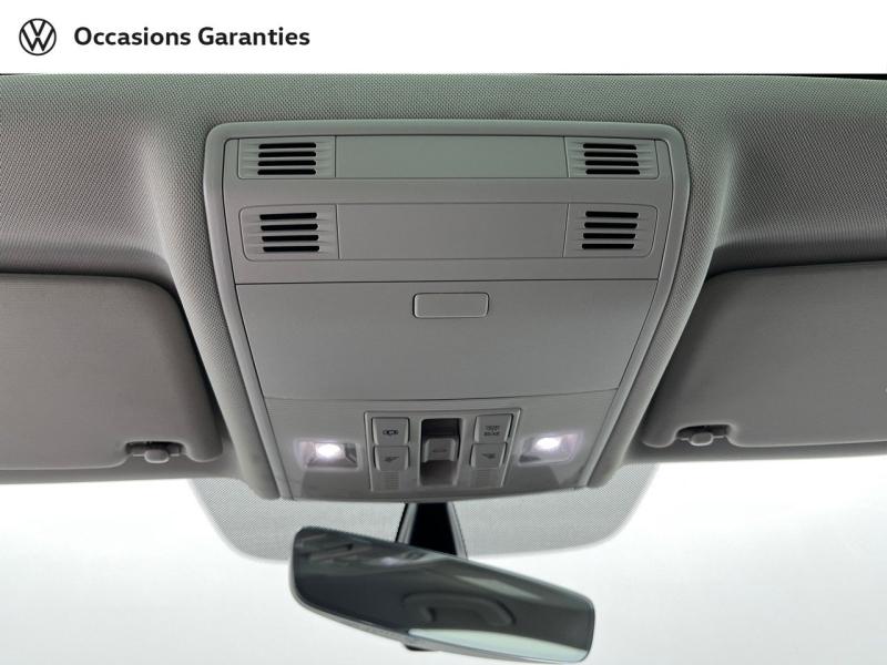 Voitures occasions VOLKSWAGEN GOLF Carat Orvault