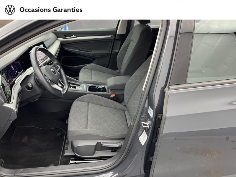 Voitures occasions VOLKSWAGEN GOLF Life Orvault