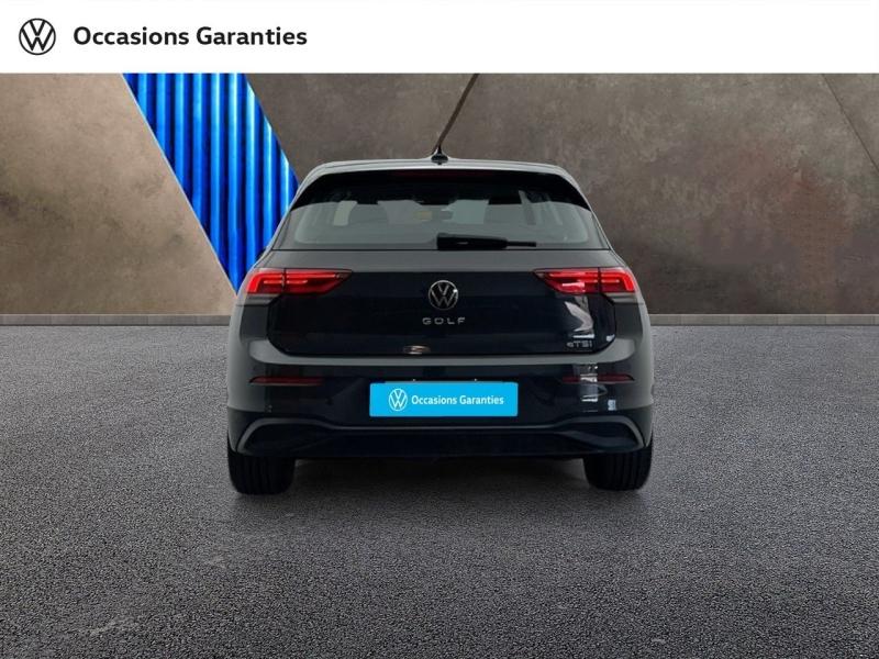 Voitures occasions VOLKSWAGEN GOLF Life Orvault