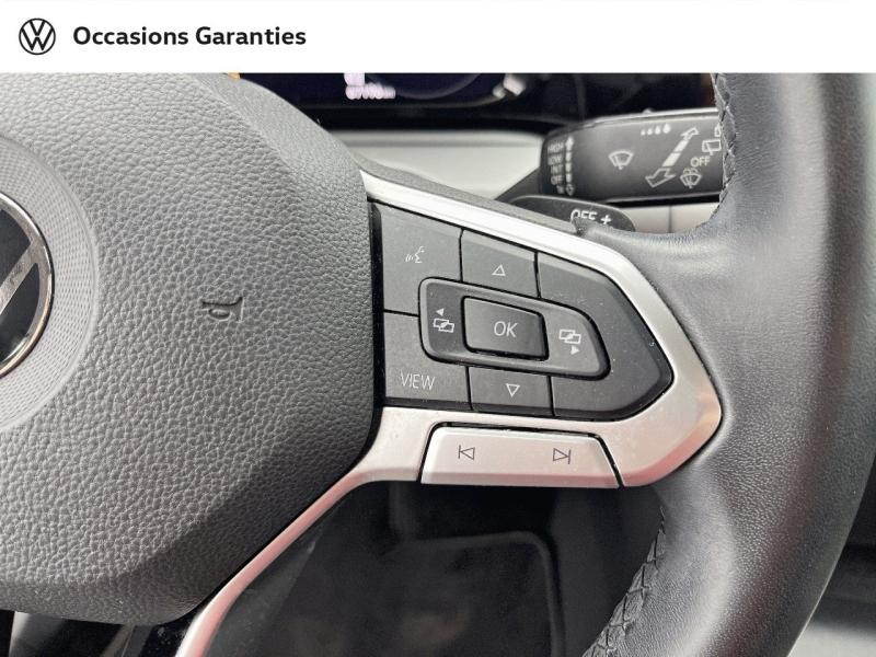 Voitures occasions VOLKSWAGEN GOLF Life Orvault