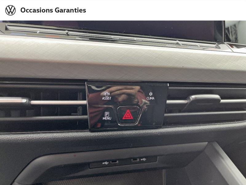 Voitures occasions VOLKSWAGEN GOLF Life Orvault