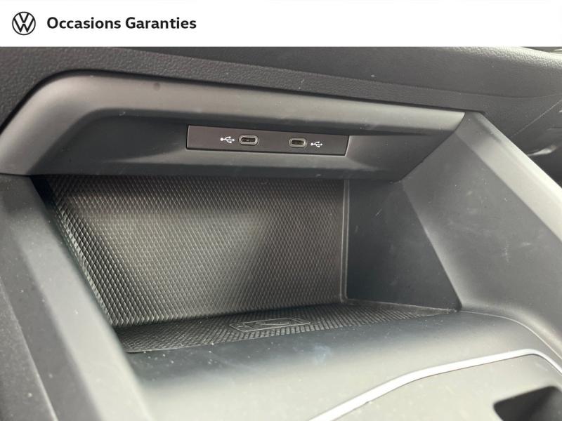 Voitures occasions VOLKSWAGEN GOLF Life Orvault