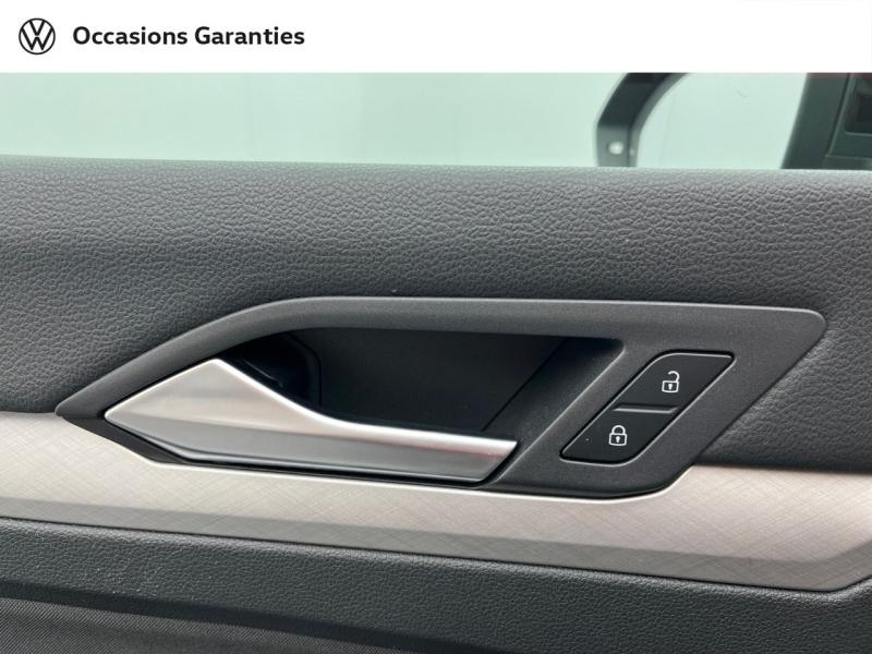 Voitures occasions VOLKSWAGEN GOLF Life Orvault