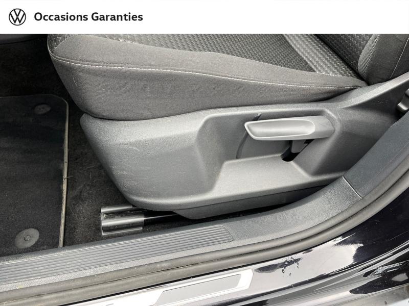 Voitures occasions VOLKSWAGEN T-ROC Active Orvault
