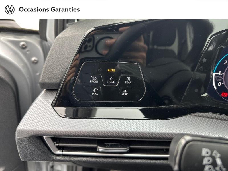 Voitures occasions VOLKSWAGEN GOLF Life 1st Orvault