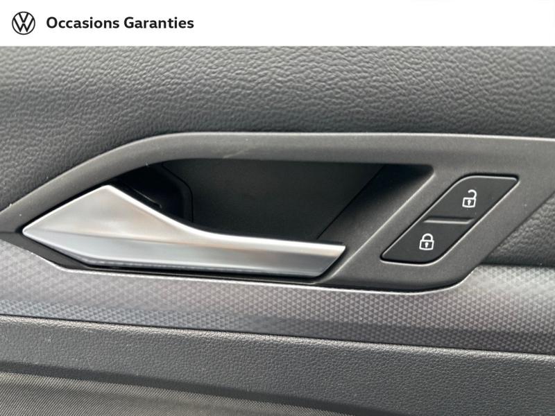 Voitures occasions VOLKSWAGEN GOLF Life 1st Orvault