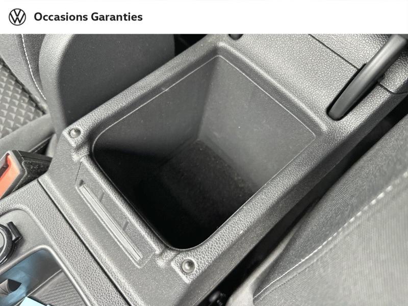 Voitures occasions VOLKSWAGEN GOLF Life 1st Orvault