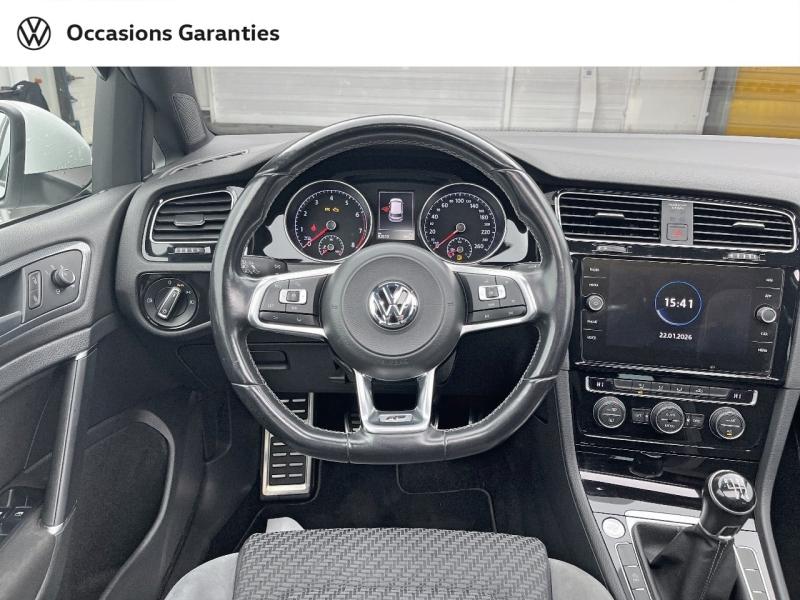 Voitures occasions VOLKSWAGEN GOLF Carat Orvault