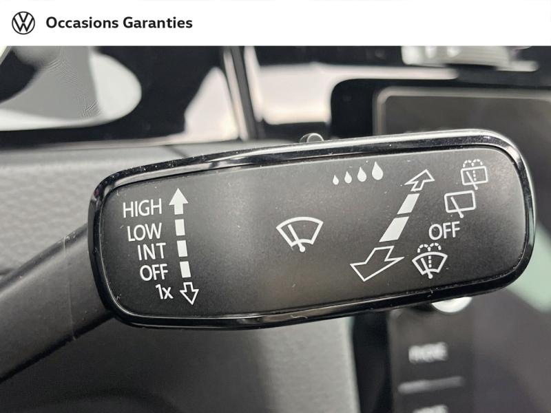 Voitures occasions VOLKSWAGEN GOLF Carat Orvault