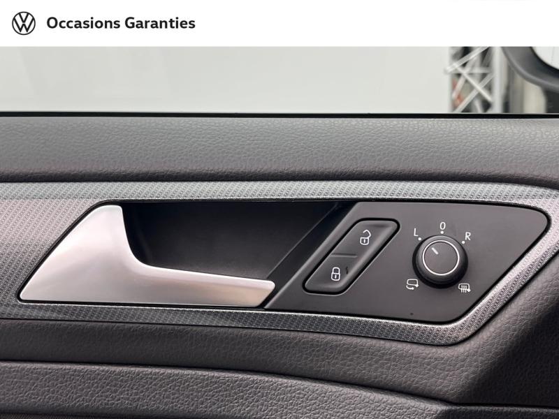 Voitures occasions VOLKSWAGEN GOLF Carat Orvault