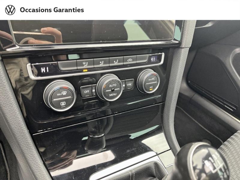 Voitures occasions VOLKSWAGEN GOLF Carat Orvault