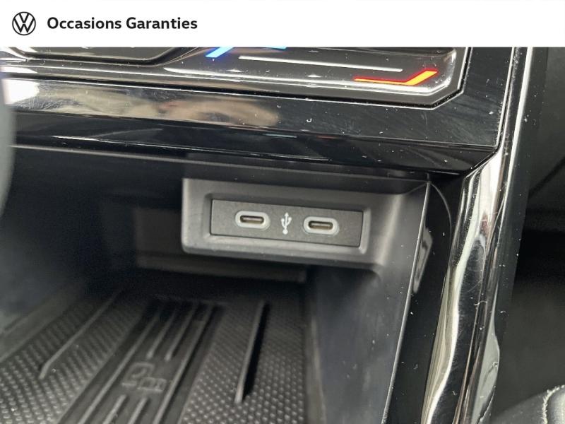 Voitures occasions VOLKSWAGEN T-CROSS R-Line Orvault