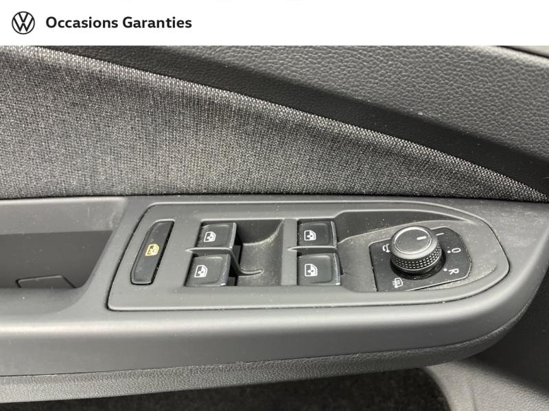 Voitures occasions VOLKSWAGEN GOLF Life Plus Orvault