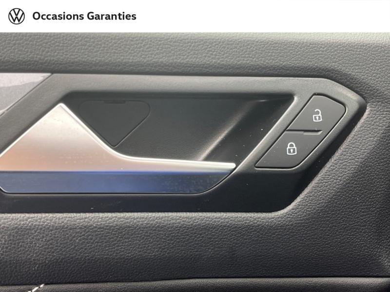 Voitures occasions VOLKSWAGEN T-ROC Style Exclusive Orvault