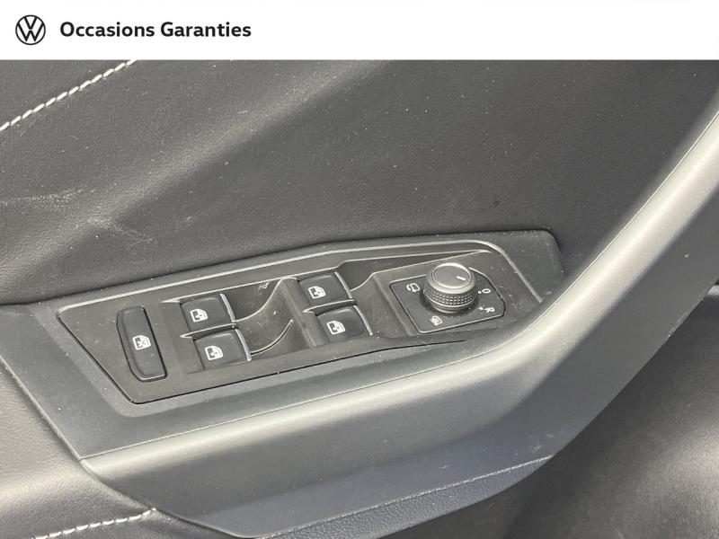 Voitures occasions VOLKSWAGEN T-ROC Style Exclusive Orvault