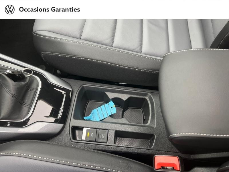 Voitures occasions VOLKSWAGEN T-ROC Style Exclusive Orvault