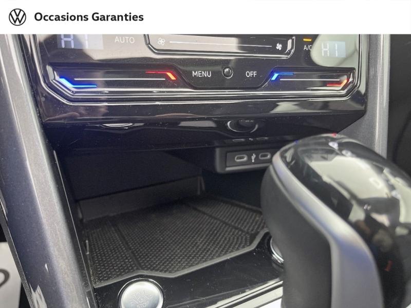 Voitures occasions VOLKSWAGEN T-ROC Style Exclusive Orvault